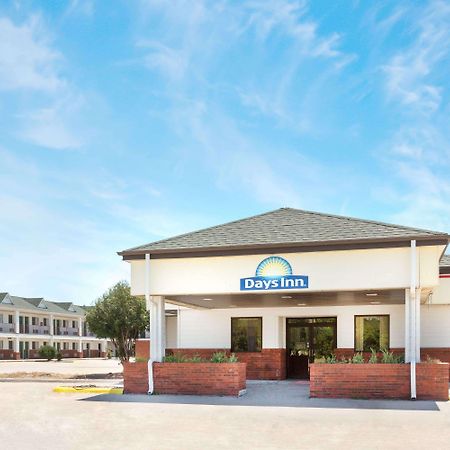 Days Inn By Wyndham Paxton Εξωτερικό φωτογραφία