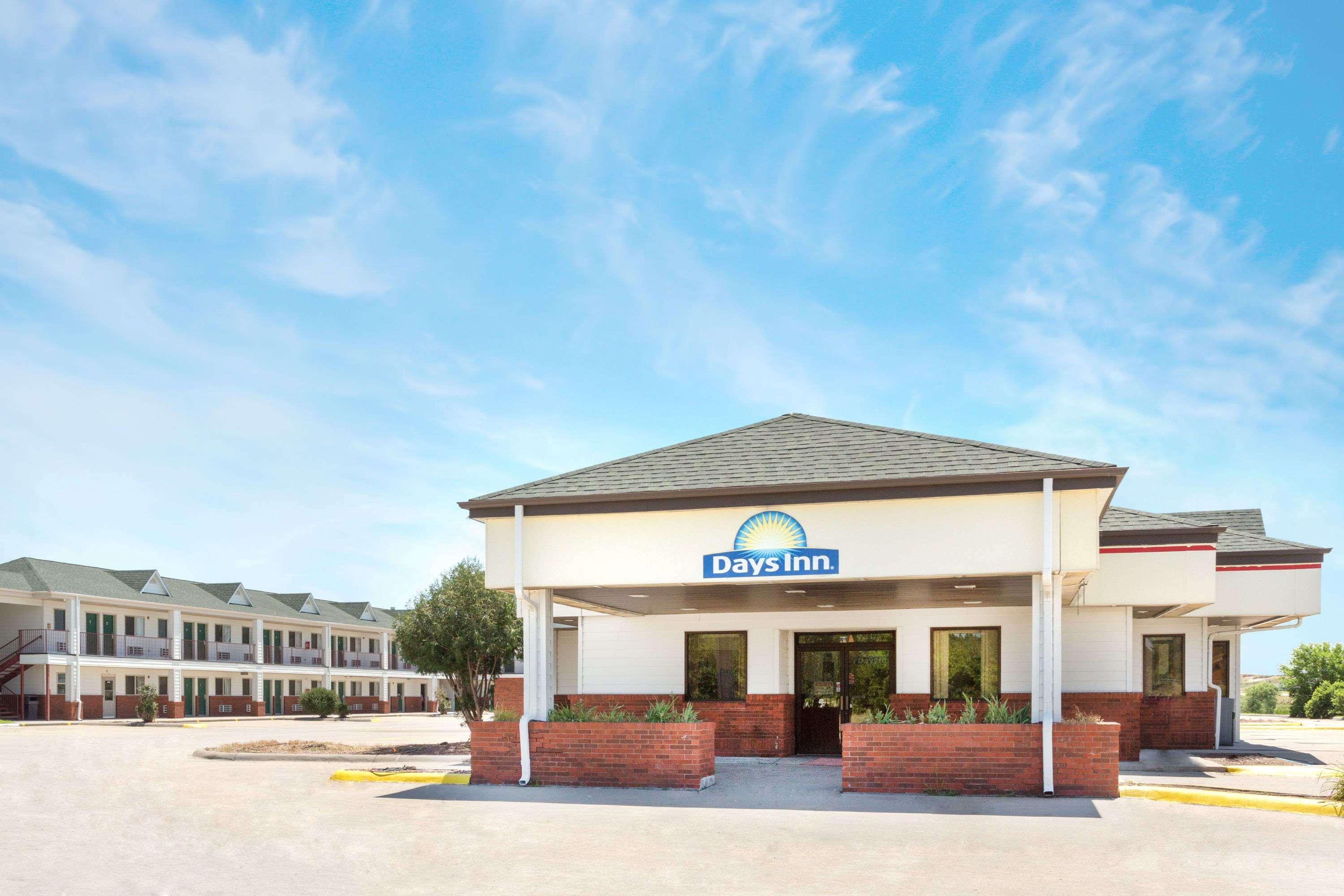 Days Inn By Wyndham Paxton Εξωτερικό φωτογραφία